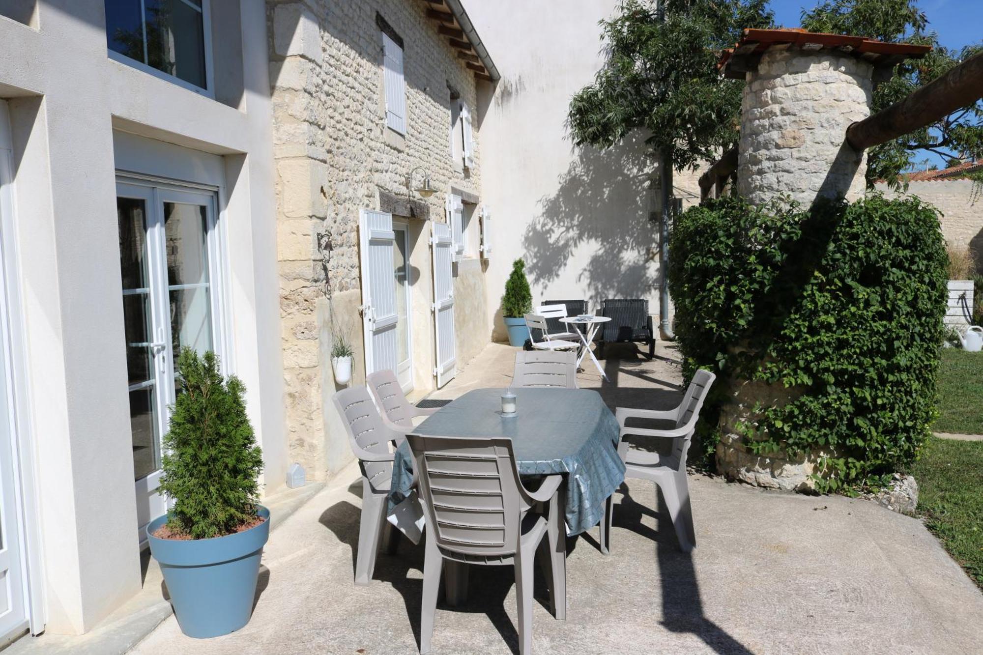 Gite De Charme Dans Ancienne Seigneurie Le Pin-Saint-Denis Exterior foto